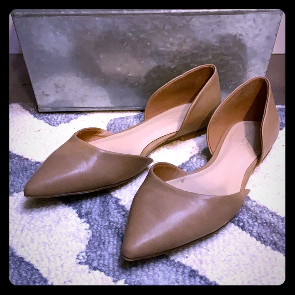 Size 7.5 Aldo point toe flats 🥿